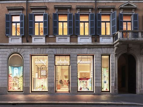 hermes boutiques milan|hermes milan location.